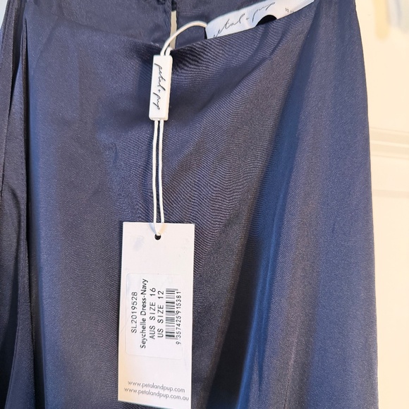 Tiered Navy midi dress- 12 - Picture 3 of 10